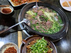 混烫汤锅-乐山食古香跷脚牛肉