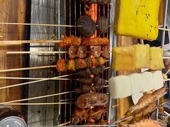 -哈尔滨小酒馆·鲜肉现穿自助烧烤(康新花园店)