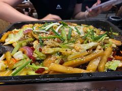 -干老庆贵州留一手烤鱼·地摊火锅(财经大学店)