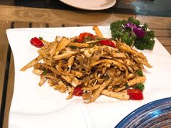 -武林峰餐厅(龙湖星悦荟店)
