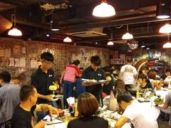 大堂-鲜入围煮花胶鸡海鲜火锅