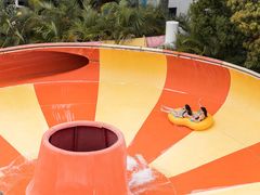 -巨鹏飞梦幻海岸