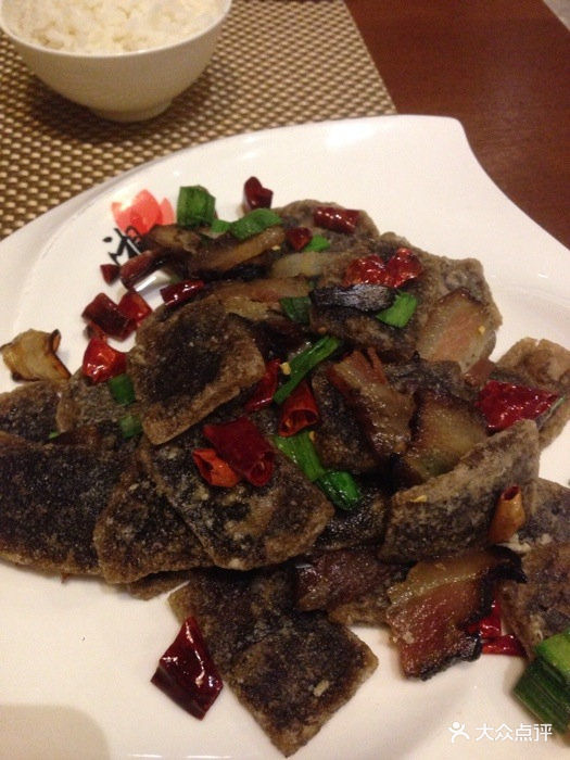 湘西蕨粑炒腊肉