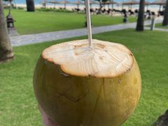 -三亚湾海居铂尔曼度假酒店