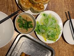 -清真吴记门钉肉饼·喜多利