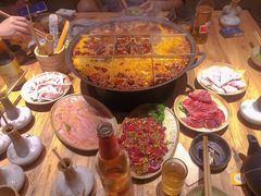 -白乐天毛肚火锅馆(解放碑店)