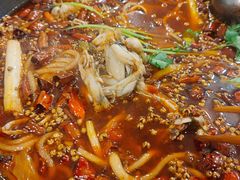 -鸿顺老铁锅美蛙鱼府(解放碑店)
