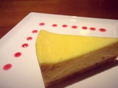 -JINNS锦时 steak&pizza(浸信会礼拜堂旧址店)