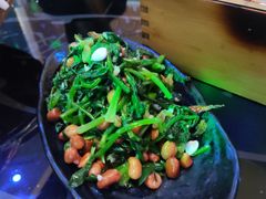 -路边边地标烧烤·川菜·小龙虾·音乐酒馆(良乡长虹店)