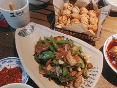 -肖四女乐山跷脚牛肉(南汇大学城生活广场店)