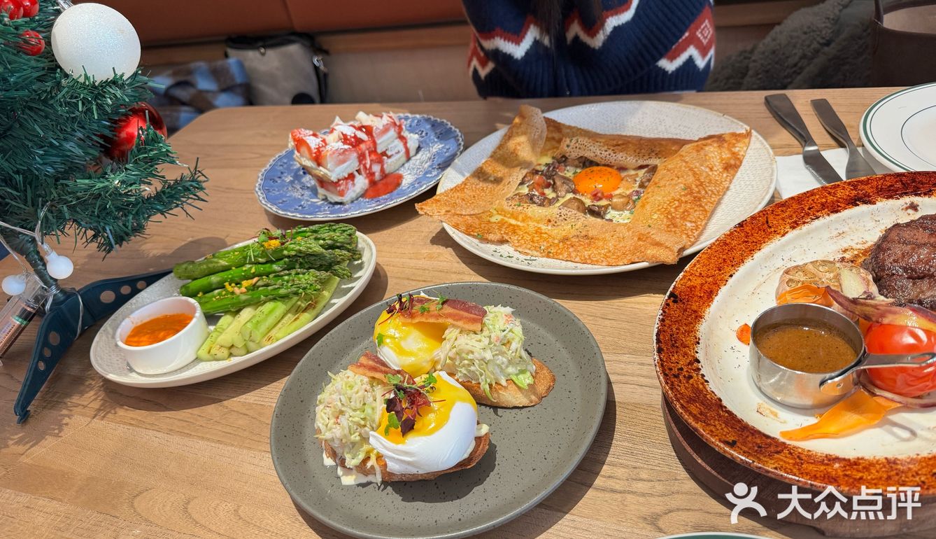 没错，一个月内来吃了两次[憨笑]