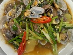 -正宗普宁豆干坊·洪记砂锅粥(红领巾路店)