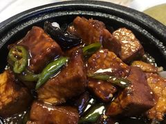 石锅黑豆腐-船老大饭店(太滆街店)