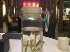 -滇越乘象云南餐厅(豆各庄店)
