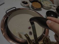 -洪氏嗨捞·猪肚鸡火锅(阳光天地店)