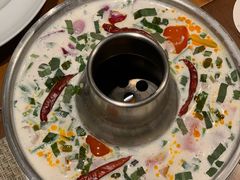 -Chom Cafe and Restaurant