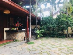 -Lam Vien Restaurant