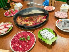 -扎起市井老火锅(乐山总店)