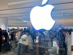 -Apple零售店(武汉店)