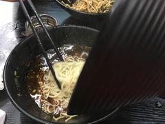 -丽影重庆小面(定西路店)