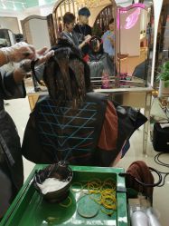 点击看大图 -BULB STUDIO 巴柏明星发型工作室