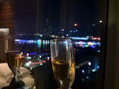 -青岛海尔洲际酒店