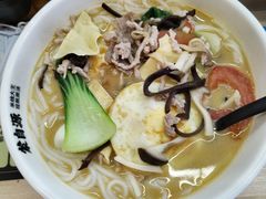 -蒙自源米线大王(花园城商场店)