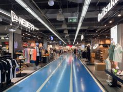 -法雅体育工厂店(皂君庙路店)