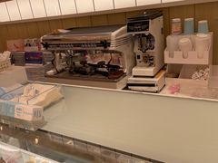 -好利来(东四店)