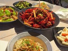 -巴厘龙虾·榜首油焖大虾(音乐学院·沿江酒馆店)