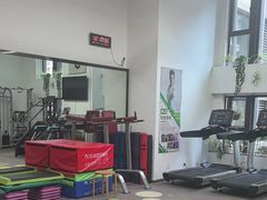 -悦耐私教健身馆(保利中心店)