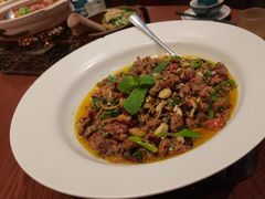 -老滇山寨•云南特色菜•地方菜•民族风情歌舞表演(金碧店)