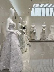 -南京宝娜嫁衣婚纱礼服馆(中央路店)