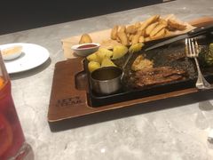 -必胜客(漕宝路店)