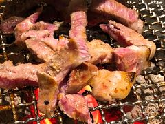 梅花猪肉-·缸桶屋·韩式牛肋条自助烤肉(西湖D11店)