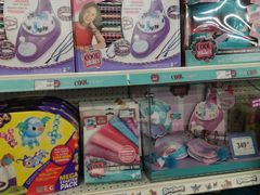 -TOYSRUS玩具反斗城(宁波和义大道店)