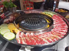 -哈哈碳都·牛肋条无限自助烤肉(台江万达店)