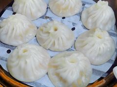 -莱莱小笼·乔艾
