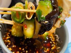 -红鼎豆捞·非遗鲍皇汤火锅(宝丰路店)