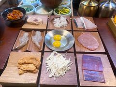 -银米·云南传统过桥米线(双廊黑金冠店)