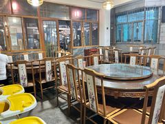 -四方小吃·白族庭院餐厅