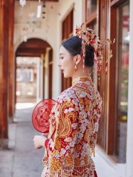 -LOVINA洛维娜婚纱礼服