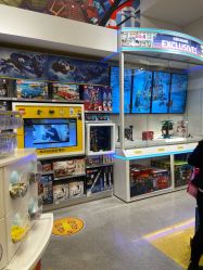-乐高品牌旗舰店(人民广场店)