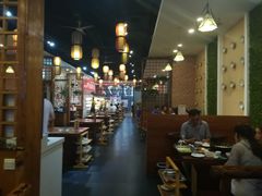 大堂-签尚佰味小郡肝串串香火锅(朝阳路店)