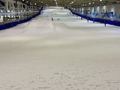 -乔波室内滑雪场