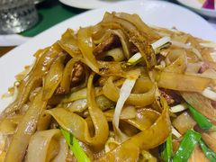 炒牛河-HOME餐厅粤菜 融合菜