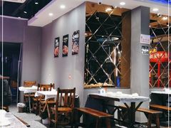 大堂-老街烧烤大排档·地道湖北菜·龙虾馆(汉口火车站店)