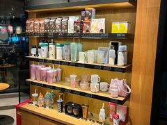 -星巴克臻选(莘庄仲盛店)