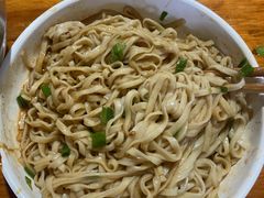 -依云煎包店