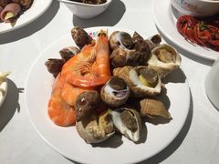 -领鲜活海鲜榴莲自助火锅(东门店)